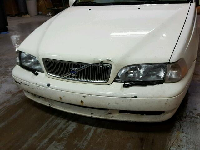 YV1LW61J7Y2728267 - 2000 VOLVO V70 BASE WHITE photo 9