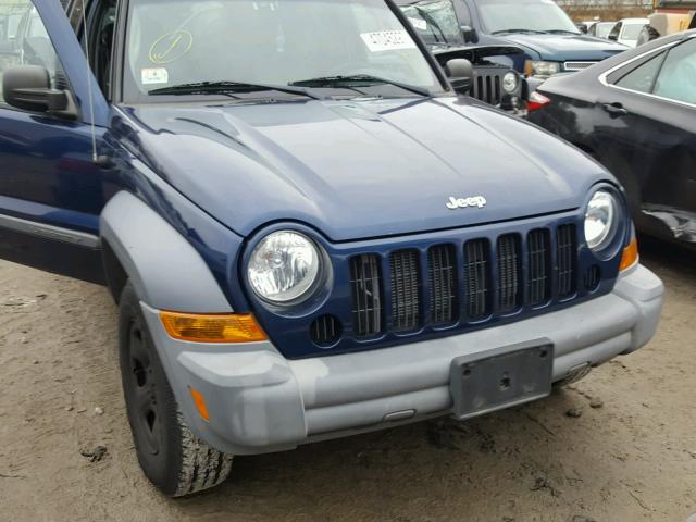 1J4GL48K05W557007 - 2005 JEEP LIBERTY SP BLUE photo 9
