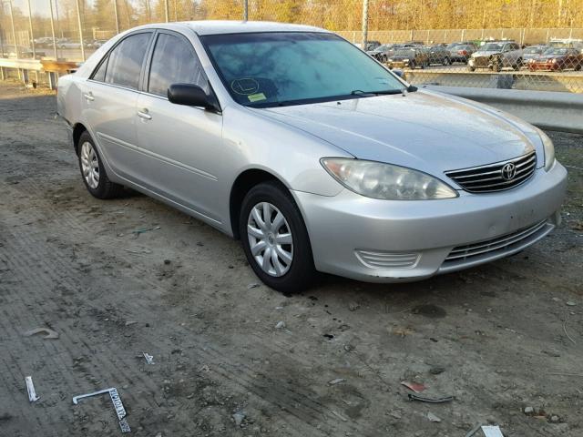 4T1BE32K55U062404 - 2005 TOYOTA CAMRY LE SILVER photo 1