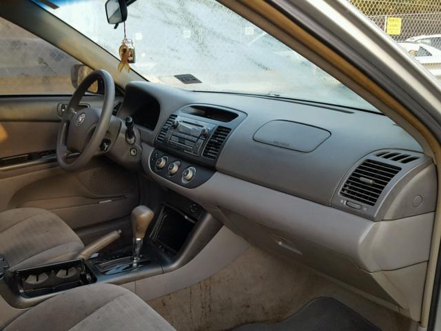 4T1BE32K55U062404 - 2005 TOYOTA CAMRY LE SILVER photo 5