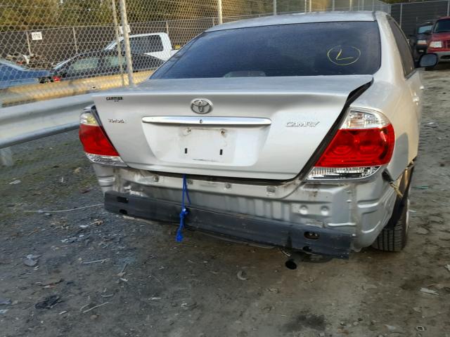 4T1BE32K55U062404 - 2005 TOYOTA CAMRY LE SILVER photo 9