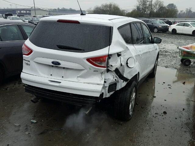 1FMCU0G75GUB65125 - 2016 FORD ESCAPE SE WHITE photo 4