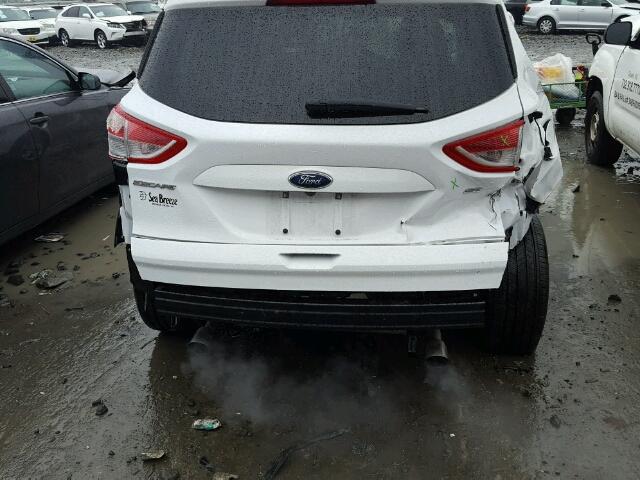 1FMCU0G75GUB65125 - 2016 FORD ESCAPE SE WHITE photo 9