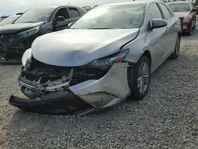 4T1BF1FK8GU156890 - 2016 TOYOTA CAMRY LE GRAY photo 2