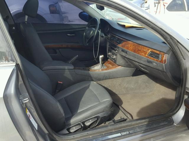 WBAWB33587PU88318 - 2007 BMW 328 I GRAY photo 5