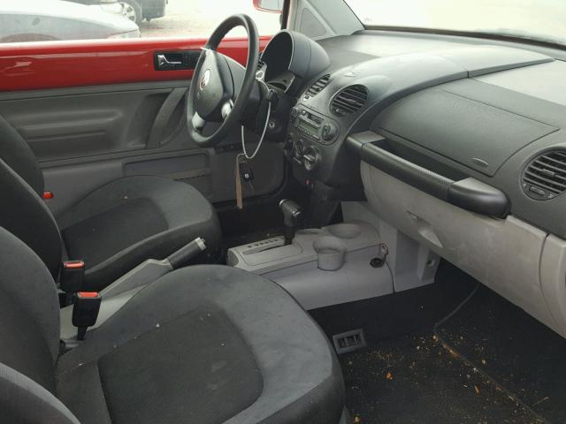 3VWCC21C8XM401857 - 1999 VOLKSWAGEN NEW BEETLE 红色 照片 5