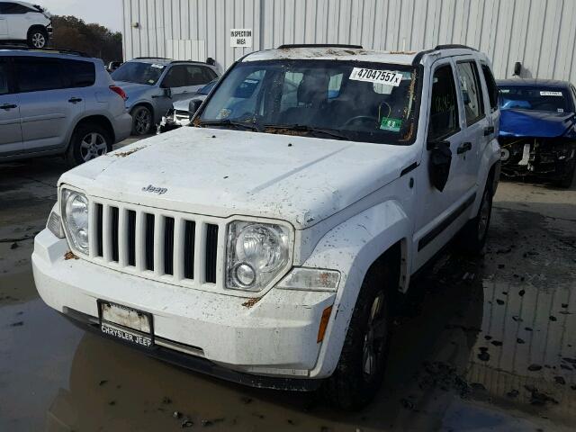 1C4PJMAK8CW155707 - 2012 JEEP LIBERTY SP WHITE photo 2