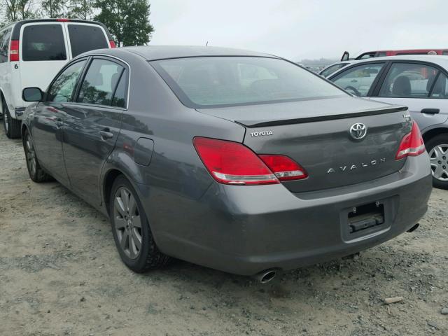 4T1BK36B35U020316 - 2005 TOYOTA AVALON XL GRAY photo 3