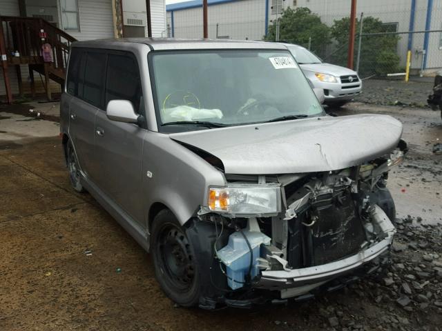 JTLKT334550184993 - 2005 TOYOTA SCION XB SILVER photo 1