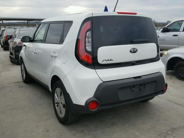 KNDJN2A2XG7401784 - 2016 KIA SOUL WHITE photo 3