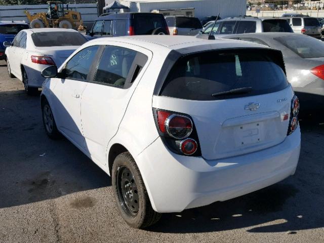 1G1JA6SH2F4196895 - 2015 CHEVROLET SONIC LS WHITE photo 3