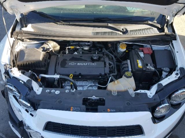 1G1JA6SH2F4196895 - 2015 CHEVROLET SONIC LS WHITE photo 7