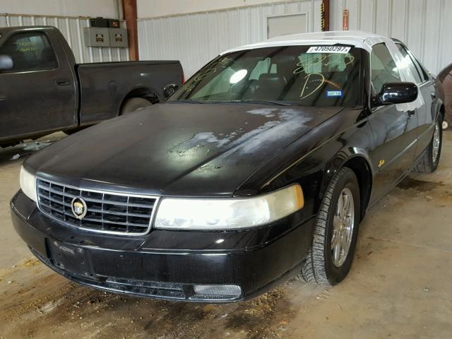 1G6KY549XXU918223 - 1999 CADILLAC SEVILLE BLACK photo 2