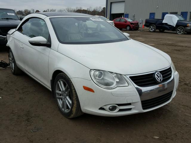 WVWFA71F79V012438 - 2009 VOLKSWAGEN EOS LUX WHITE photo 1