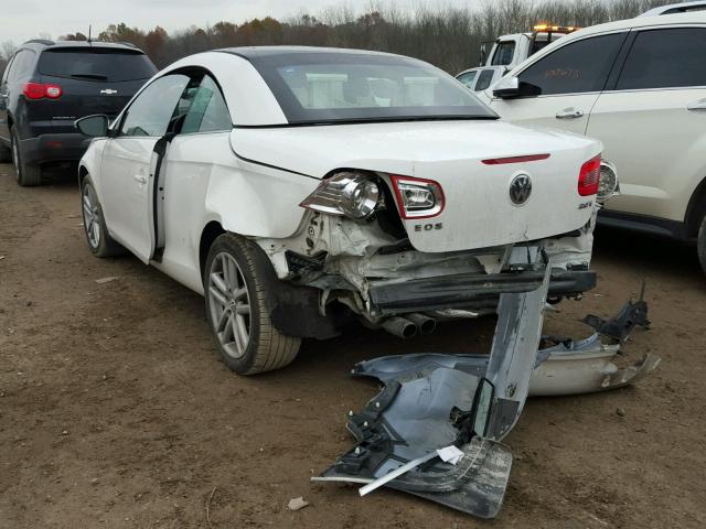 WVWFA71F79V012438 - 2009 VOLKSWAGEN EOS LUX 白色 照片 3