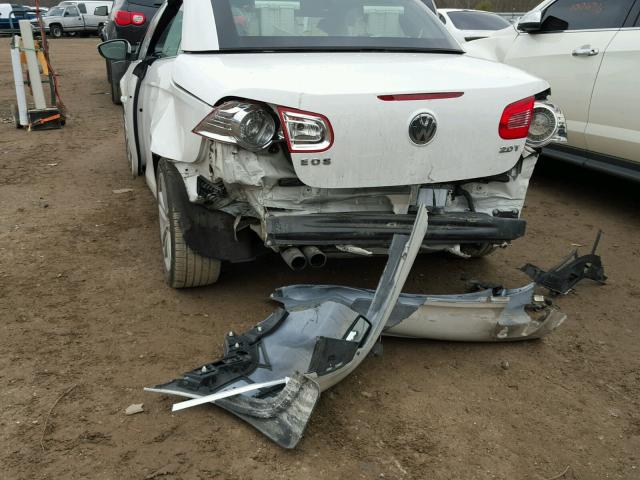 WVWFA71F79V012438 - 2009 VOLKSWAGEN EOS LUX 白色 照片 9