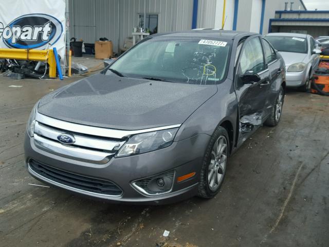 3FAHP0HA6CR360105 - 2012 FORD FUSION SE CHARCOAL photo 2