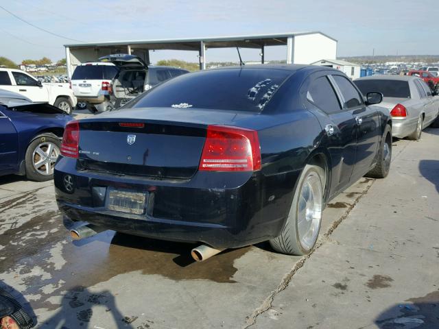 2B3LA43R58H110790 - 2008 DODGE CHARGER BLACK photo 4