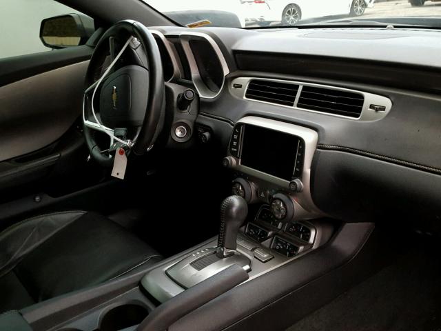 2G1FC1E31D9161780 - 2013 CHEVROLET CAMARO LT GRAY photo 9