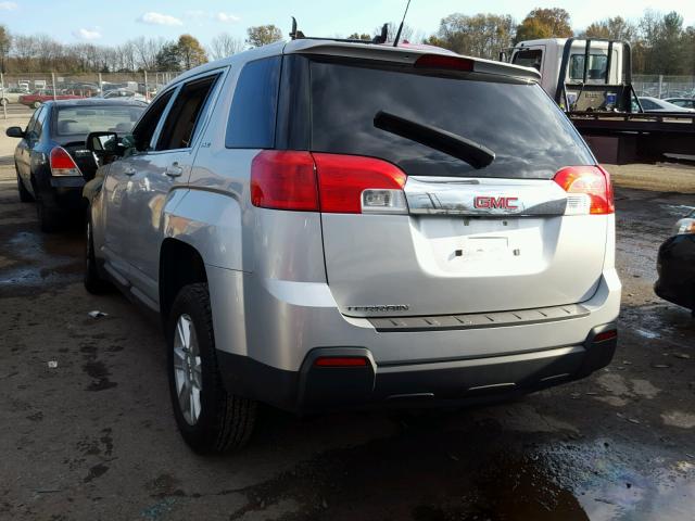 2CTALBEW0A6231997 - 2010 GMC TERRAIN SL SILVER photo 3