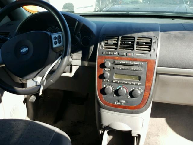 1GNDV33LX6D146859 - 2006 CHEVROLET UPLANDER L 白色 照片 9