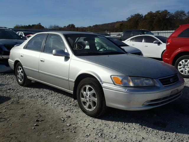 JT2BF22K710335462 - 2001 TOYOTA CAMRY CE SILVER photo 1