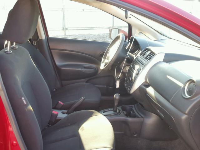 3N1CE2CP8FL357962 - 2015 NISSAN VERSA NOTE RED photo 5