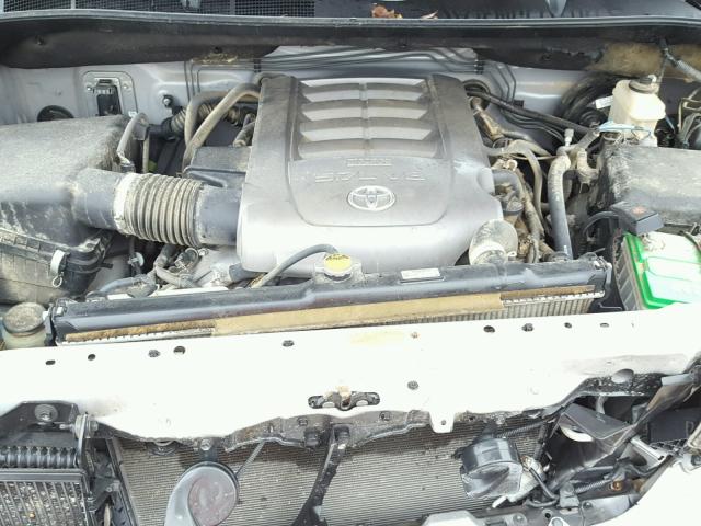 5TBBV54158S515488 - 2008 TOYOTA TUNDRA DOU SILVER photo 7