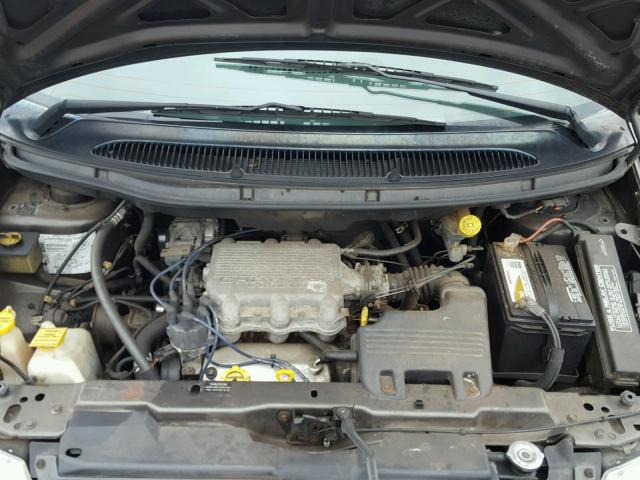 2P4GP2435VR125496 - 1997 PLYMOUTH GRAND VOYA GRAY photo 7