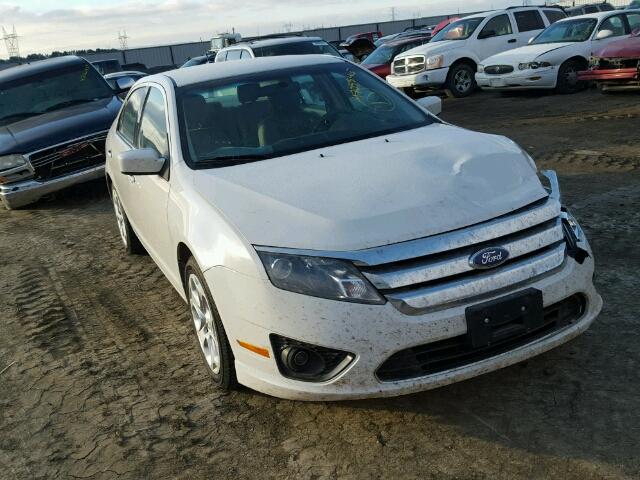 3FAHP0HAXBR287660 - 2011 FORD FUSION SE WHITE photo 1