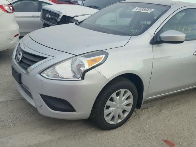 3N1CN7AP7GL895022 - 2016 NISSAN VERSA S SILVER photo 9