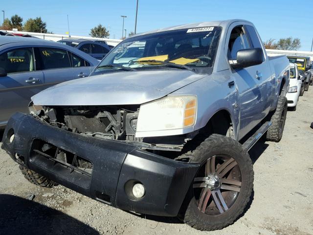 1N6AA06A54N508021 - 2004 NISSAN TITAN XE SILVER photo 2