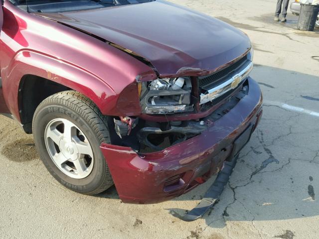 1GNDS13S652150518 - 2005 CHEVROLET TRAILBLAZE MAROON photo 9