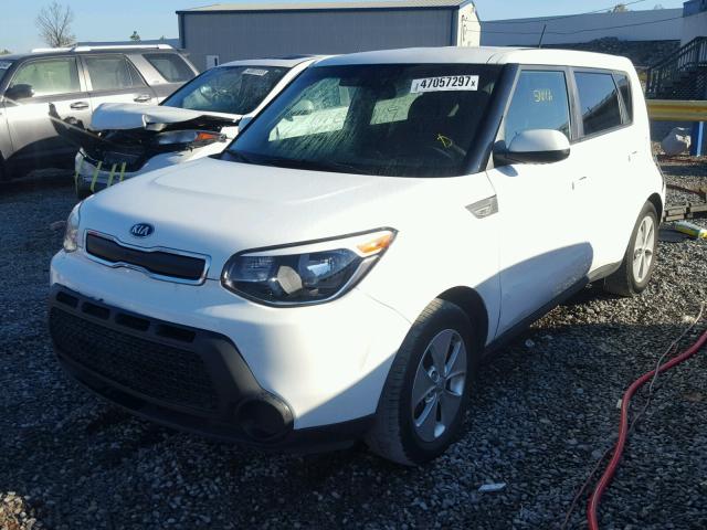 KNDJN2A22E7024316 - 2014 KIA SOUL WHITE photo 2