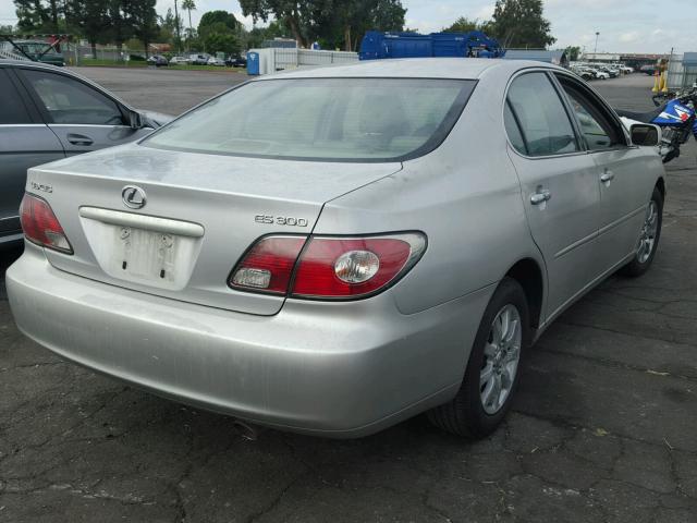 JTHBF30G225029574 - 2002 LEXUS ES 300 GRAY photo 4