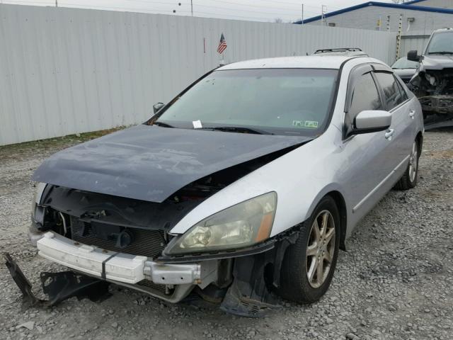 1HGCM55393A105136 - 2003 HONDA ACCORD LX SILVER photo 2