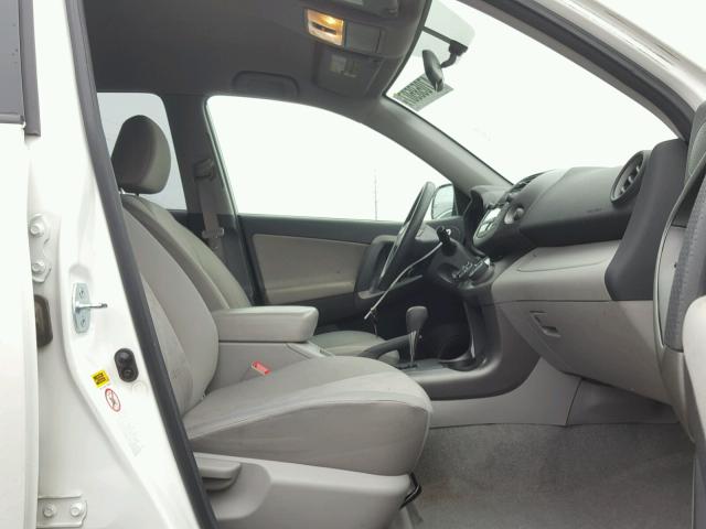 JTMBF33V79D016539 - 2009 TOYOTA RAV4 白色 照片 5