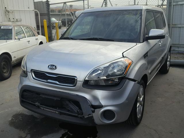 KNDJT2A65C7371600 - 2012 KIA SOUL + SILVER photo 2