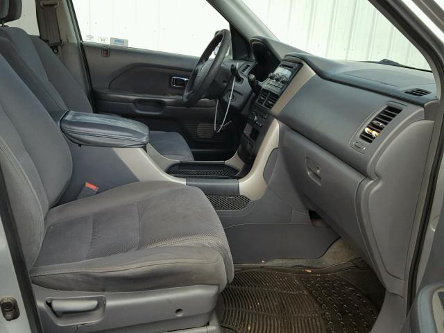 5FNYF28486B003727 - 2006 HONDA PILOT EX SILVER photo 5