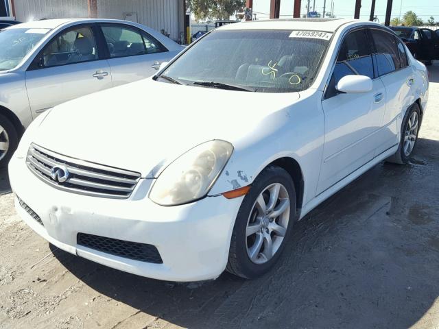 JNKCV51E06M507230 - 2006 INFINITI G35 WHITE photo 2