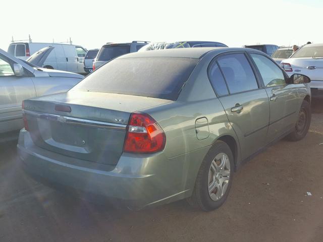 1G1ZS54894F133818 - 2004 CHEVROLET MALIBU GREEN photo 4