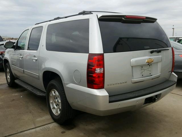 1GNSCJE04BR331054 - 2011 CHEVROLET SUBURBAN C SILVER photo 3