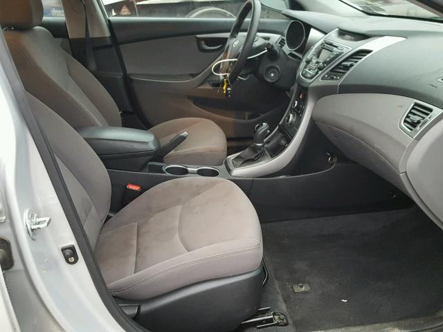 KMHDH4AE8EU068005 - 2014 HYUNDAI ELANTRA SE SILVER photo 5