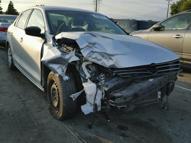 3VW2K7AJ5FM276776 - 2015 VOLKSWAGEN JETTA BASE ვერცხლისფერი ფოტო 1