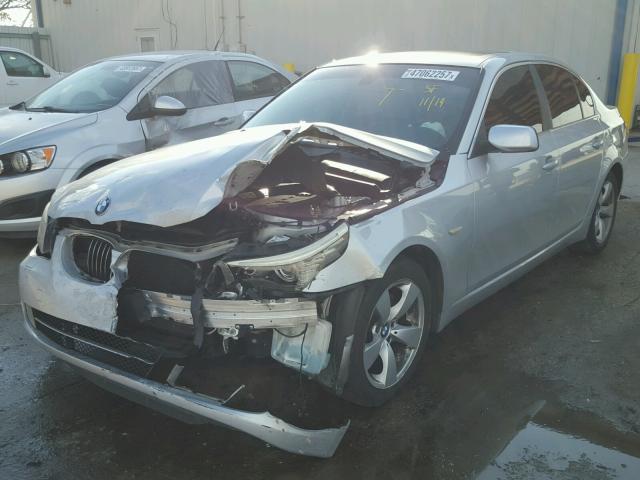 WBANU53588CT03503 - 2008 BMW 528 I SILVER photo 2