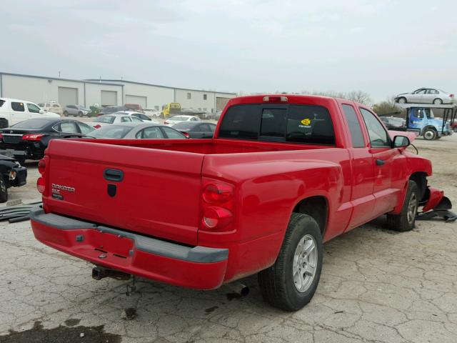 1D7HE42K57S261087 - 2007 DODGE DAKOTA SLT RED photo 4