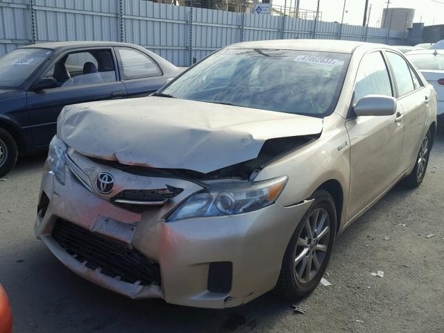 4T1BB3EKXBU137033 - 2011 TOYOTA CAMRY HYBR TAN photo 2