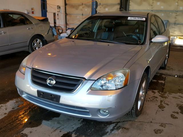 1N4BL11D62C177182 - 2002 NISSAN ALTIMA SE SILVER photo 2