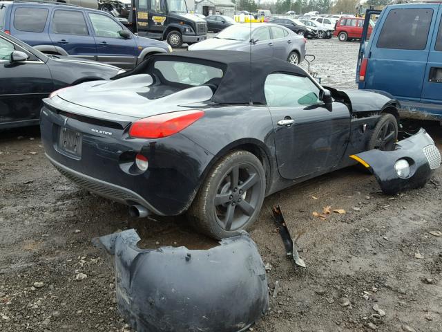 1G2MB35B37Y113139 - 2007 PONTIAC SOLSTICE BLACK photo 4