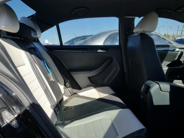 3VWD17AJ2FM424250 - 2015 VOLKSWAGEN JETTA SE 黑色 照片 6